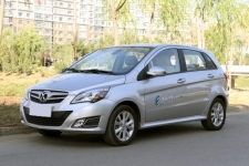 北汽E150 EV北京地区上市 售22.08万元起