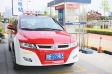 中国政府大力支持电动汽车 民众并不买账