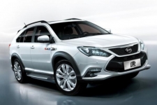 BYD bringing Tang plug-in hybrid, G5 sedan to Beijing