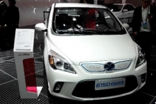 [新品集锦]北汽E150EV二代将上市  奔驰B级电动4.15万美元