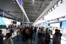 重庆车展：新能源汽车战略成热点
