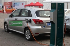 免购置税利好刺激 北京个人购新能源汽车逾千辆