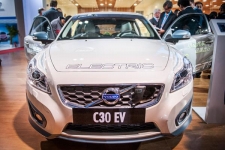 沃尔沃电动车亮相2014节能与新能源汽车成果展