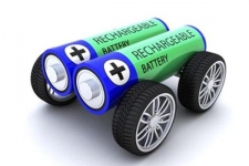 国内动力锂电池市场格局渐成 三元材料成开发重点