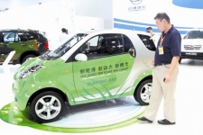 江苏常州首批13辆新能源汽车获财政补贴76.8万元