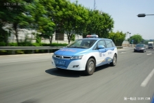 比亚迪新e6纯电动出租车交付深圳 年内投放2000辆新车