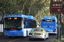 比亚迪750辆新一代纯电动公交在杭州投运 电池能量密度提升30%