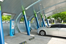 北京市新能源小客车公用充电设施投资建设管理办法（试行）