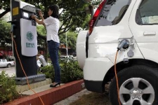 27省市电动汽车充电服务费对比：江西最贵，太原最便宜