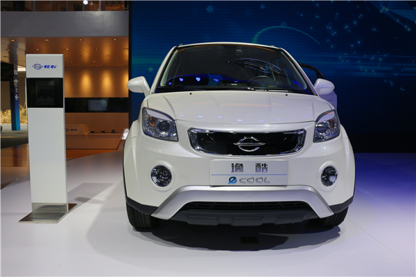 逸酷小型纯电动SUV领衔 长江EV系列产品首次亮相北京车展