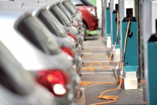 河北省将9大新能源车类型纳入补贴范围 充电服务价格0.6元/度