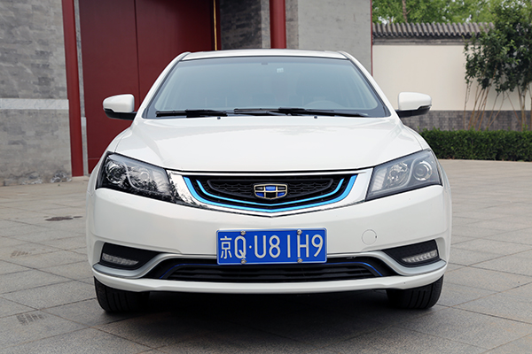 吉利帝豪EV厂家直补2.5万 上海也能享受“1:1”新能源补贴