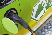 苏州公布纯电动汽车充电费 最高价格1.66元/千瓦时