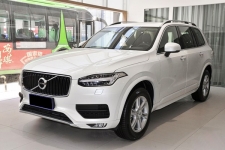 2017款沃尔沃XC90上市 T8插电混动版109.8万起