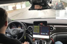 奔驰在德国获批测试最新自动驾驶系统