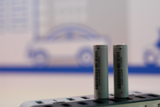 动力电池行业扩产 锂电设备企业订单饱和