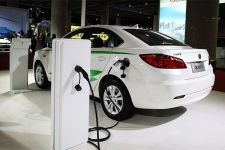 2016年中国新能源汽车保有量109万辆 同比增长87%
