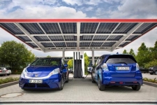 本田在德国投放快速充电站，可同时为4辆车充电