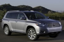 Toyota and Lexus Recalling 235,000 Hybrid Cuvs And Sedans