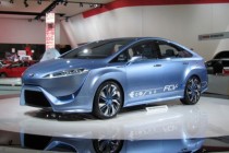 日本以高效制氢模块推动燃料电池车普及