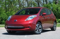 Six Nissan Leaf EVs power an office in Japan