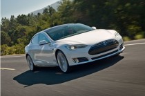 特斯拉称Model S车库起火与车身和电池无关
