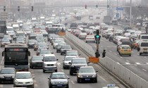 Guangzhou imposes odd-even vehicle ban to curb pollution