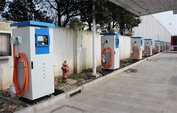 上海闵行区刷卡充电站-闵行区超级电容车充电解决方案